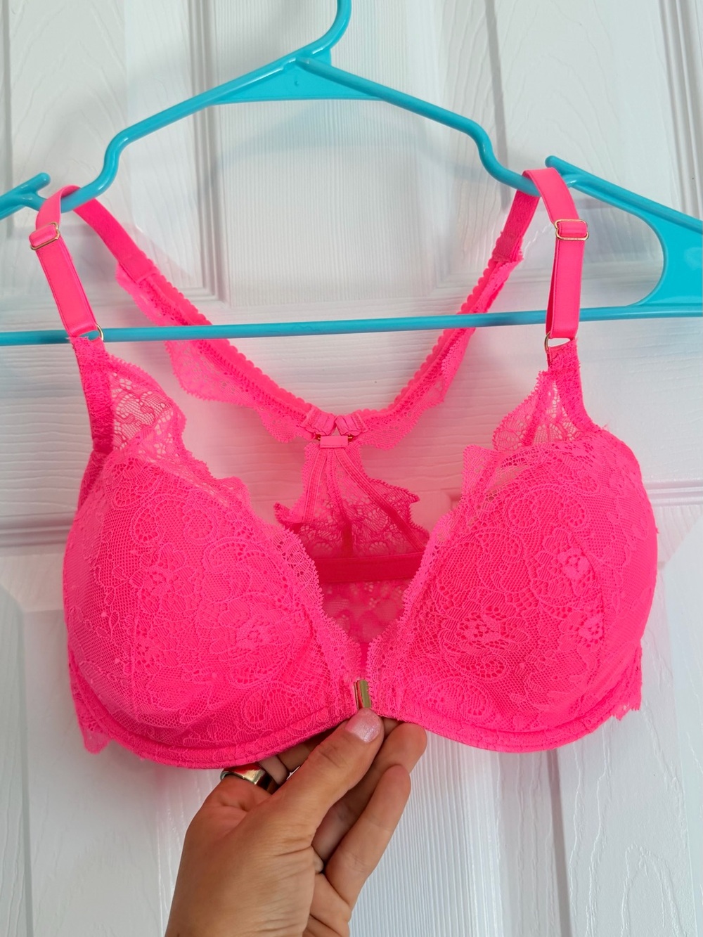 Lace Front-Closure Racerback Bra in Neon Pink